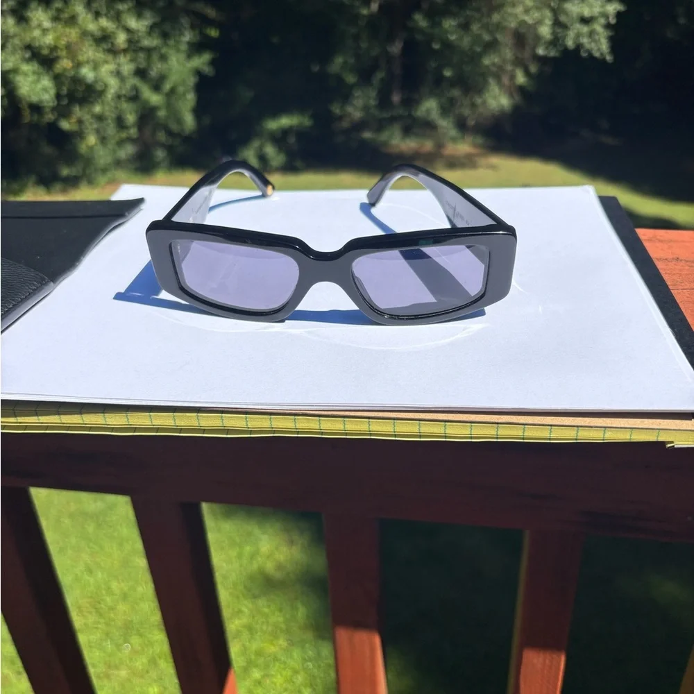 Kimeze Concept II Black Sunglasses - Unise Locs Square Frame